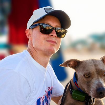 Zach, 35