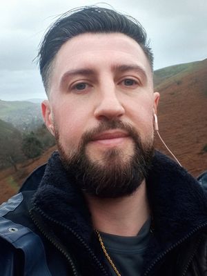 Aaron, 34