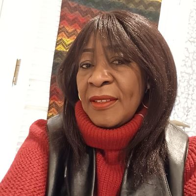 Chloe, 64