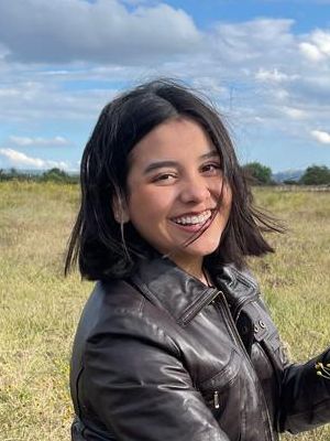 Paola, 22