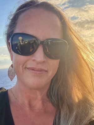 Annie, 46