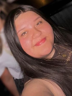 San Juanita, 25