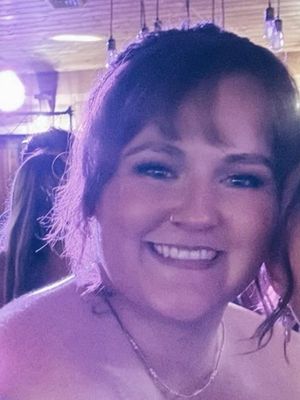 Erin, 29