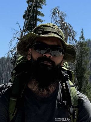 Christian, 25