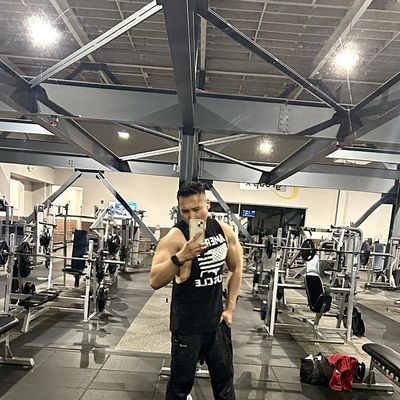 Alan, 33