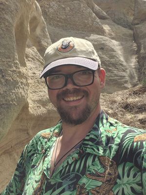 Nick, 32