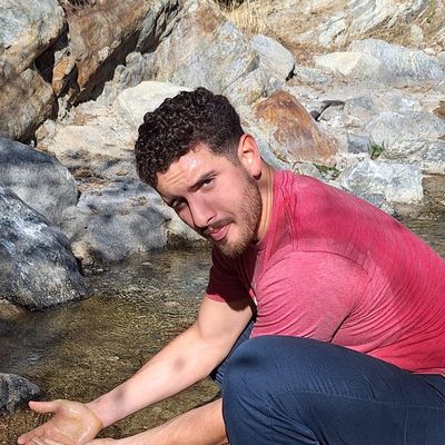 Arturo, 22