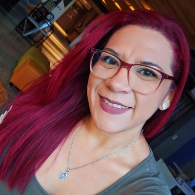 Andrea, 38