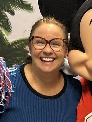 Cindy, 62