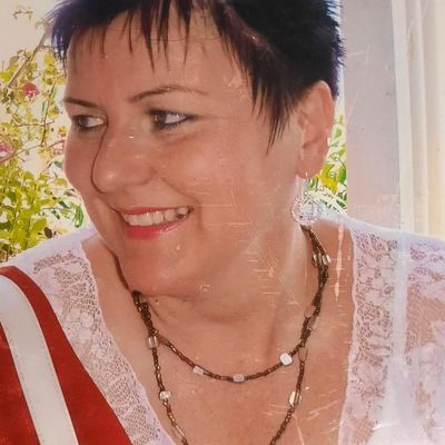Roberta, 56
