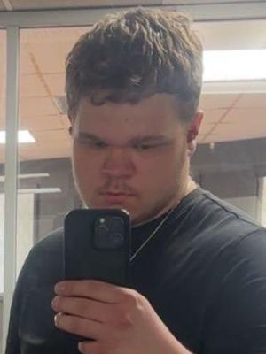 Darren, 20