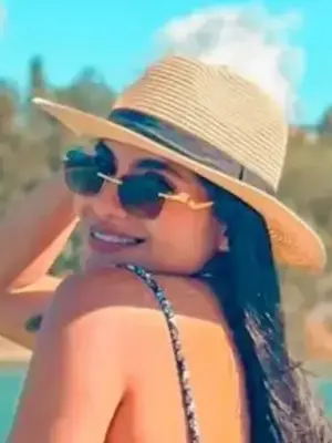 Karla, 34