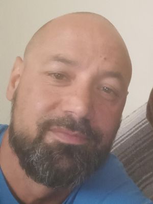 Logan, 40