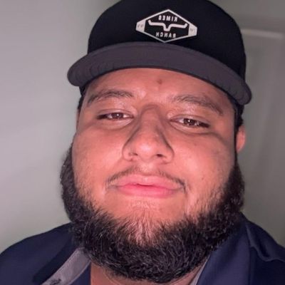Jose, 24