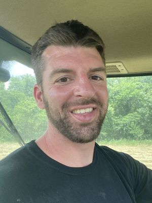 Bobby, 34