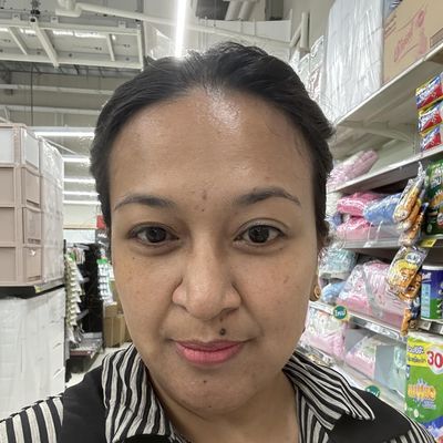 Katrin, 40