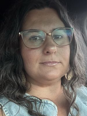 Jessica, 44