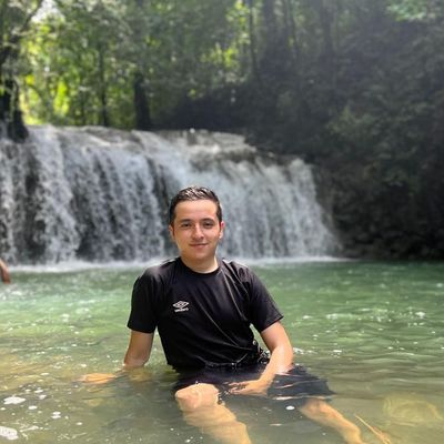 Antonio, 29
