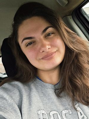 Isabella, 24