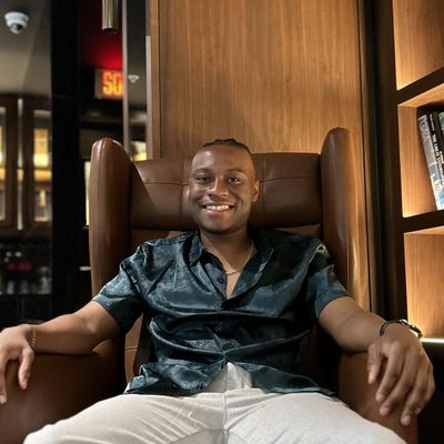 Maxwell, 29