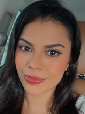 Karen, 32