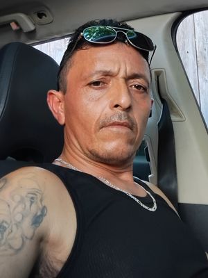 Dennis, 44