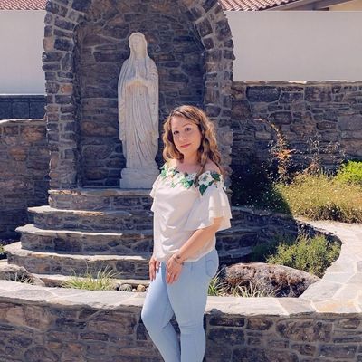 Mayra, 34