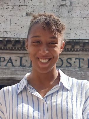 Josie, 21
