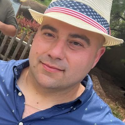 Mark, 40