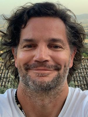 Juan, 49