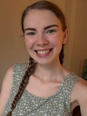 Emma, 26