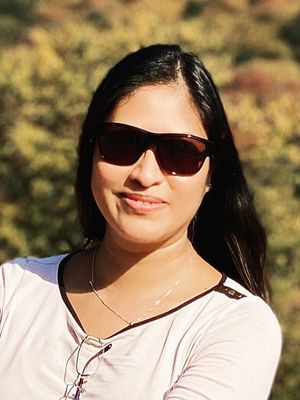 Gladis, 36