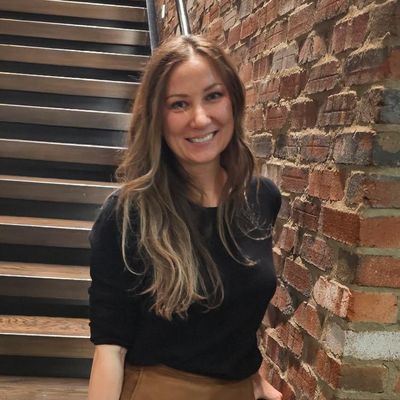 Tatiana, 44
