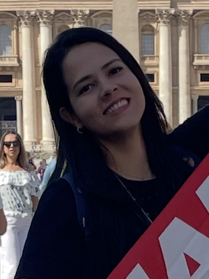 Ticiane, 37