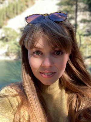 Amy, 36