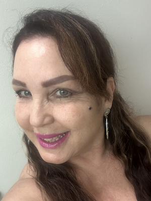 Ivonne, 62