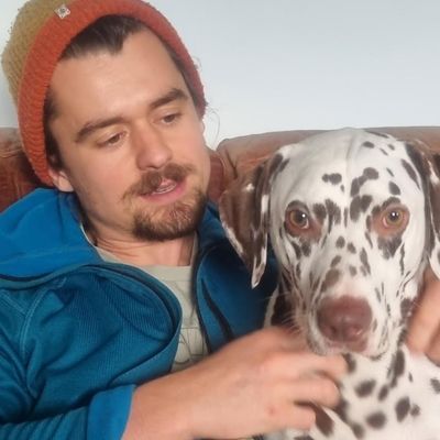 Joe, 33