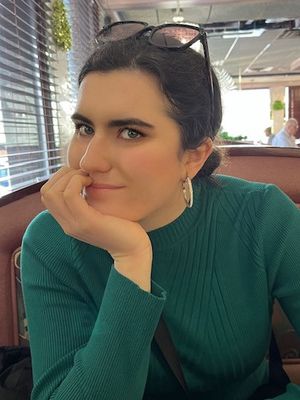 Gabriella, 23