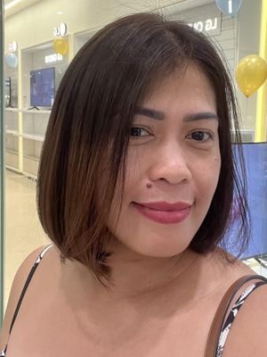 Clara, 40