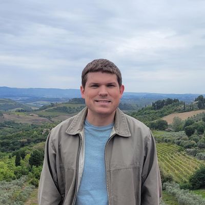 Kevin, 37