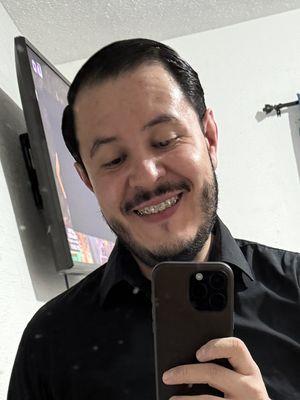 Javier, 35
