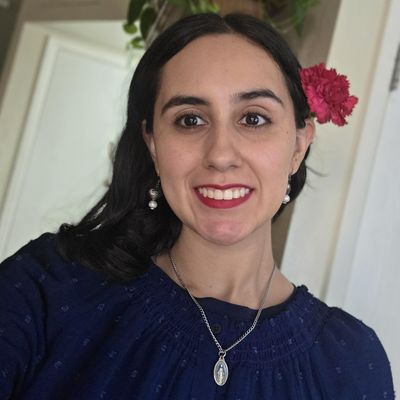 Gabriela, 24