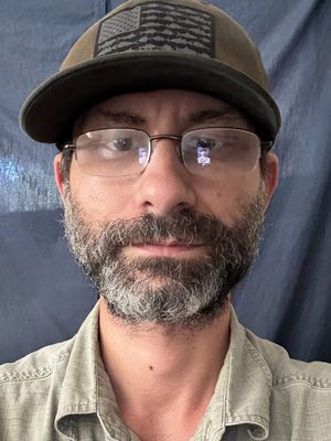 Anthony, 34
