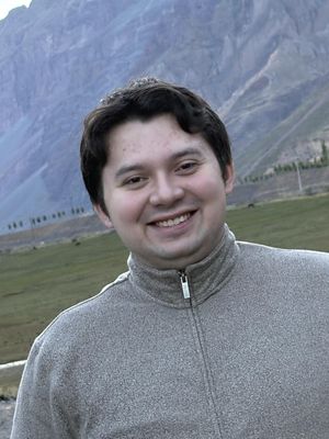 Robert, 25