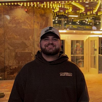 Jeremy, 27