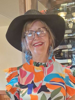 Meghan, 65