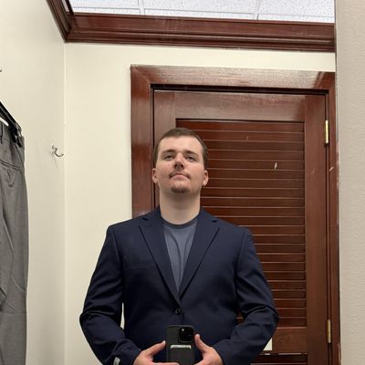 Thomas, 24