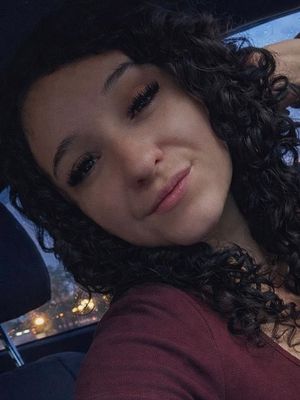 Elizabeth, 34