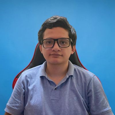 Luis, 23