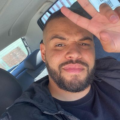 Humberto, 32